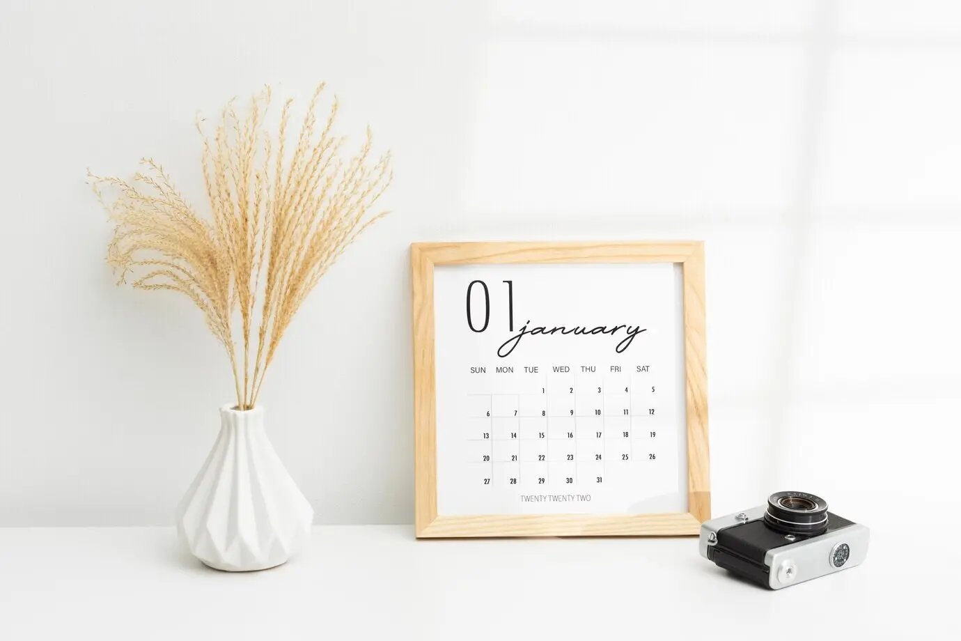 Concepto de fijación de objetivos con una planta y un calendario